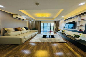 Cho thuê căn 2PN full nội thất giá 10.5tr tại Green Star Phạm Văn Đồng
